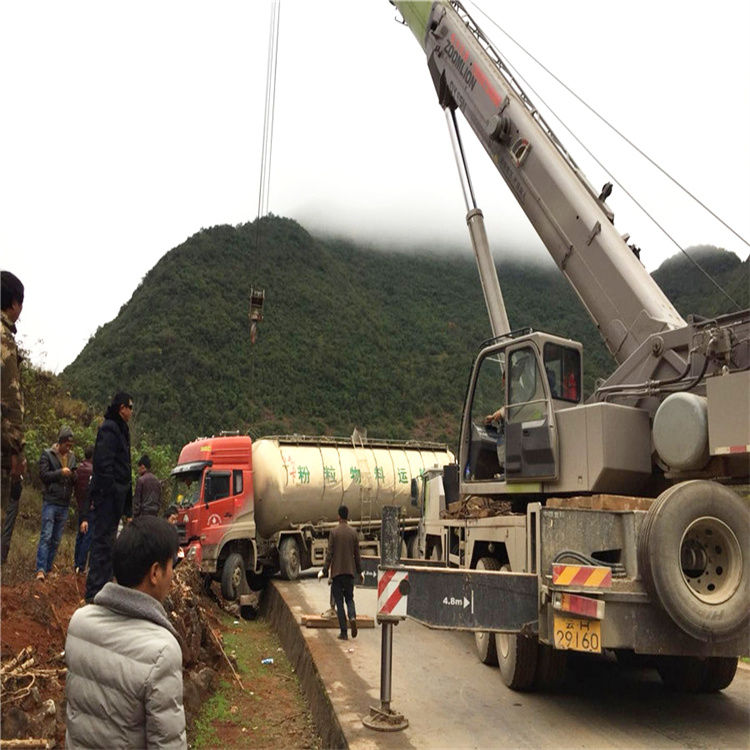 临颍吊车道路救援24小时